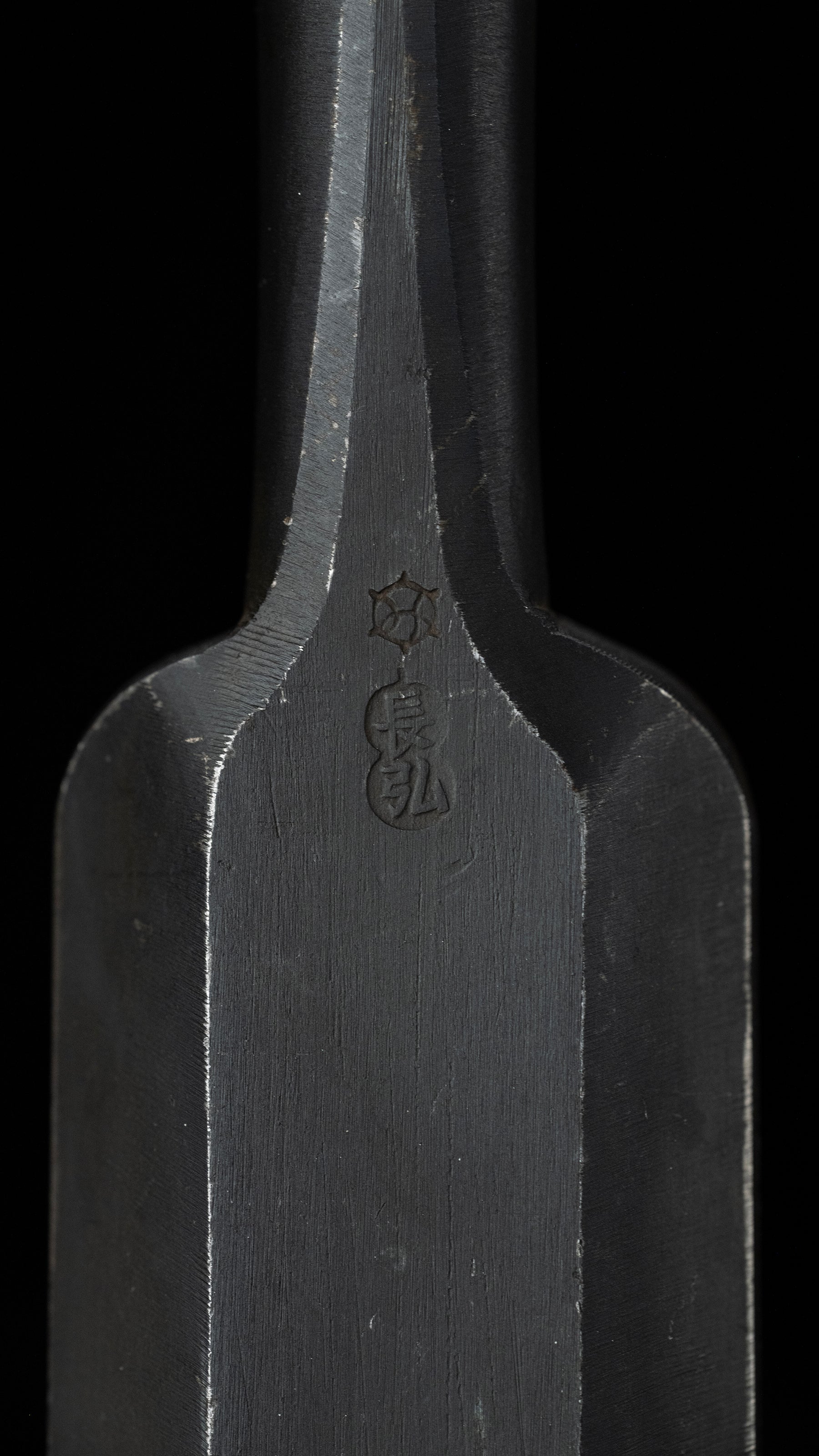 Tataki-Nomi Japanese Hand Made Timber Chisel By Osahiro - 36mm