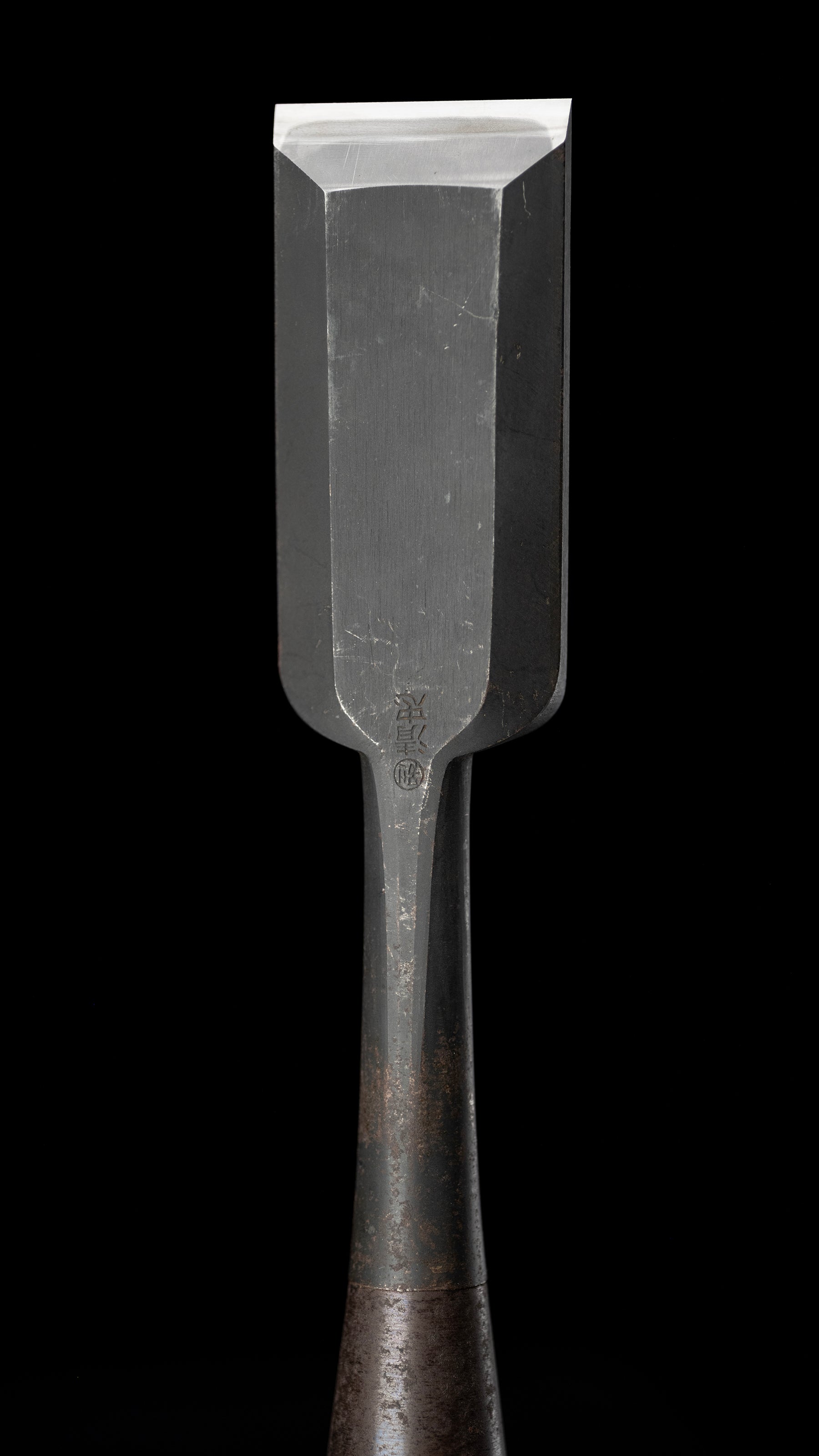 Tataki-Nomi Japanese Hand Made Timber Chisel By Kiyotada II - 42mm · Ichihiro Type