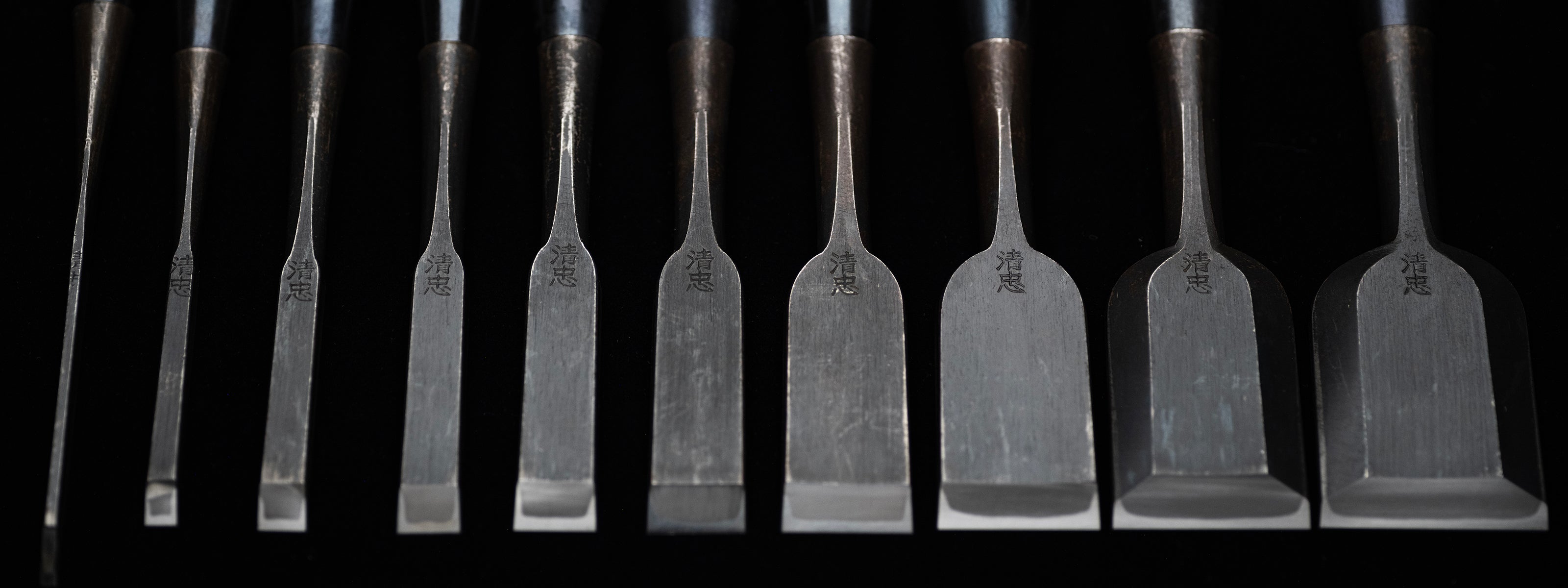 Oire-Nomi Japanese Hand Made Bench Chisel Set By Second Generation Kiyotada - Classical Type