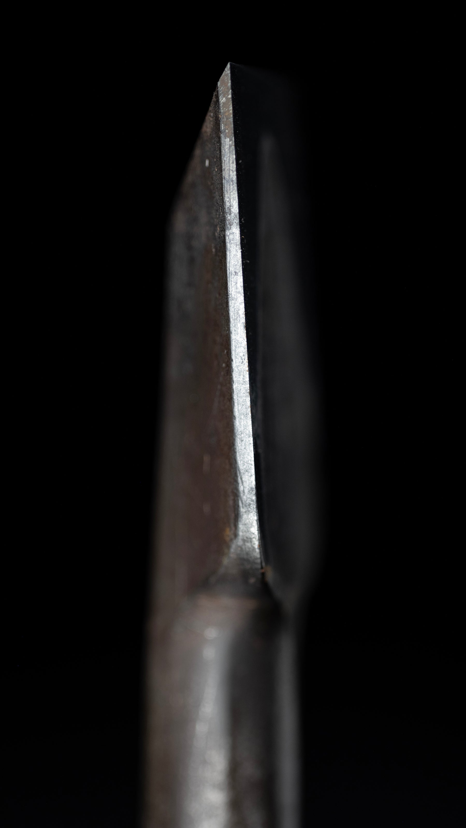 Daiya-Shinogi-Tsuki-Nomi Japanese Dai-Maker’s Dovetail Paring Chisel - 36mm