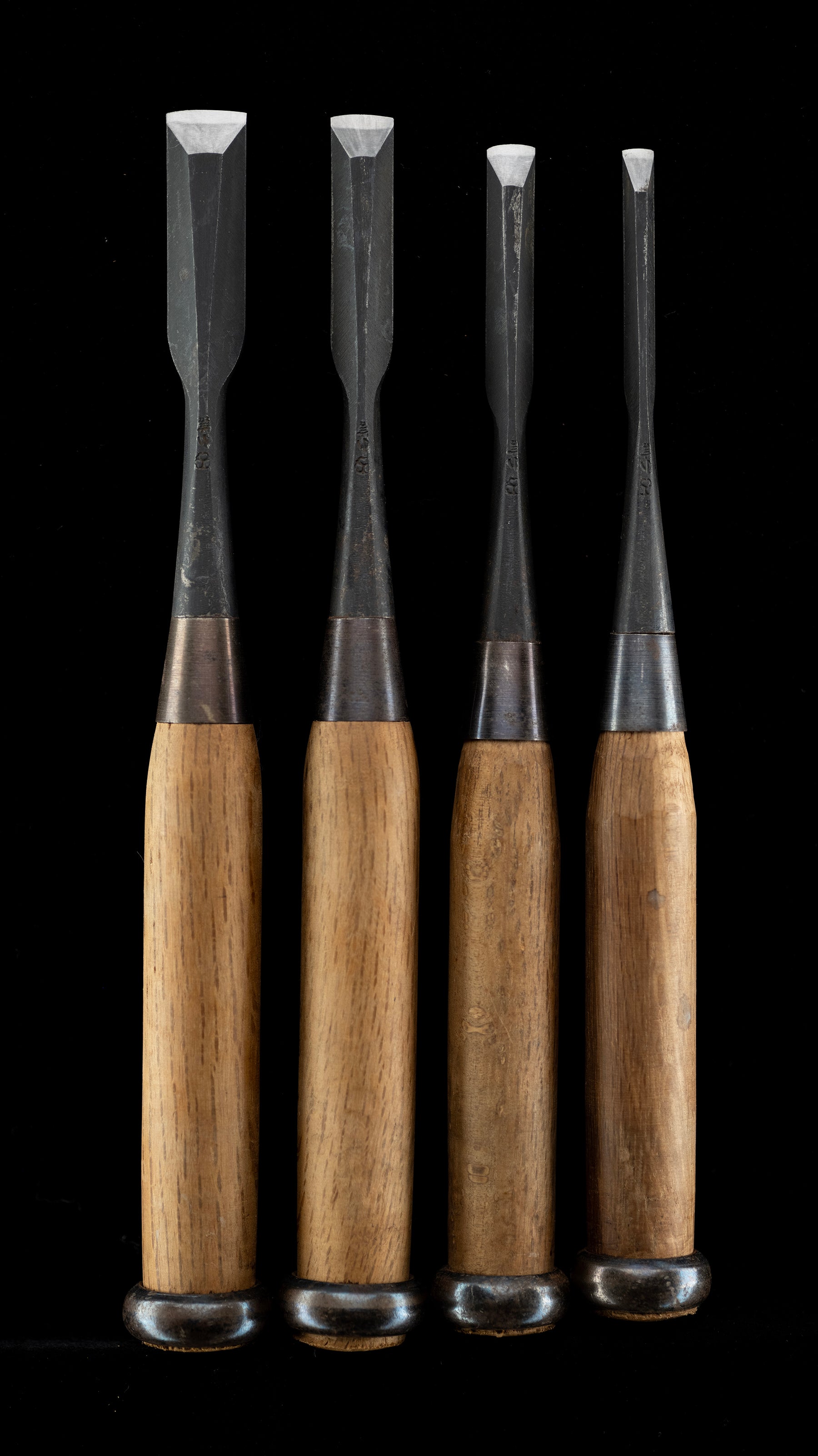 Hiramaru-nomi Japanese Flat Round Carving Chisel Set By Konobu Ⅱ