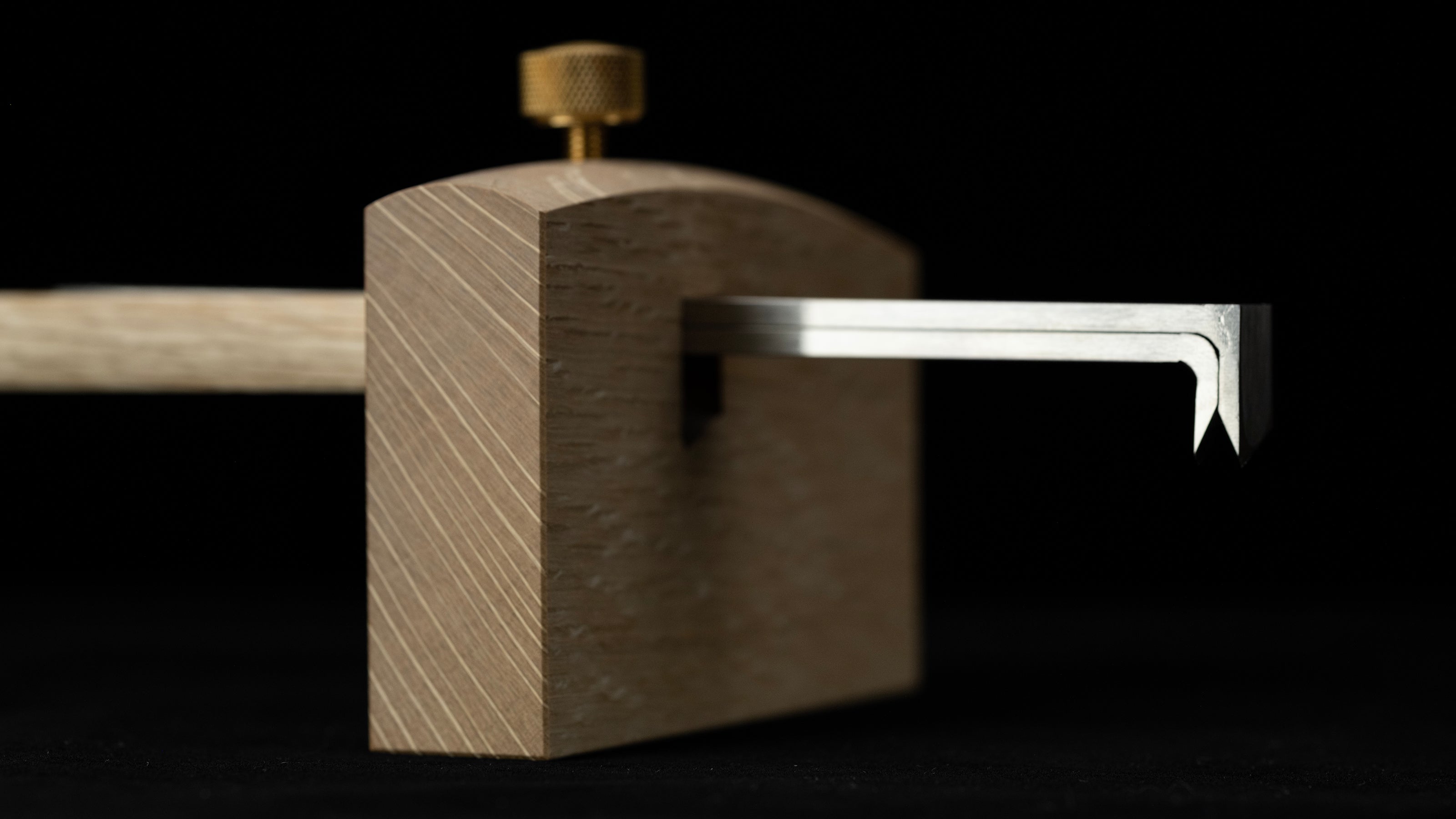 Kama Kebiki Japanese Hand made Marking Gauge with Double Locks & Taller wooden body By Matsui - 150mm ②
