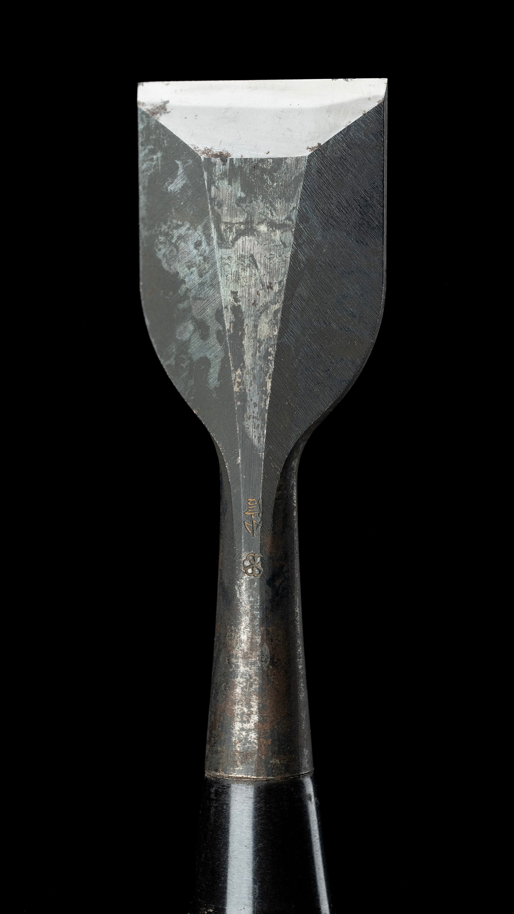 Hira-nomi Japanese Straight Flat Carving Chisel By Second Generation Konobu - 36mm