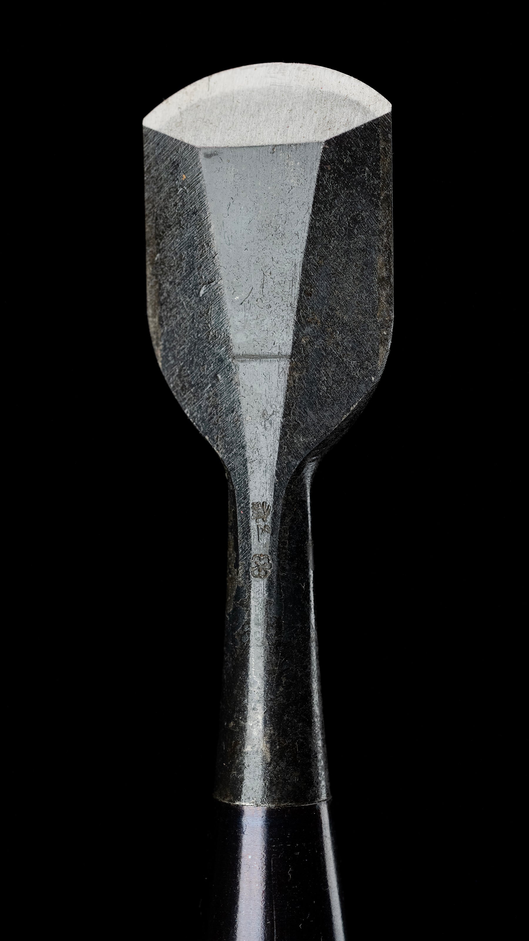 Sotomaru nomi Japanese Incannel Gouge Chisel By Second Generation Konobu - 36mm