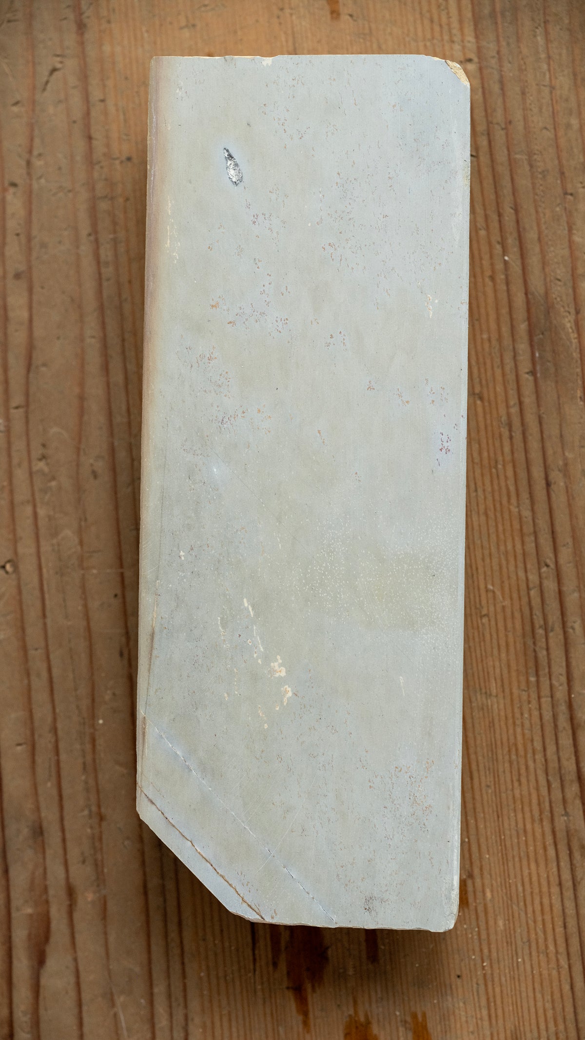 Uchikumori Suita Japanese Natural Finishing Stone - 1312g