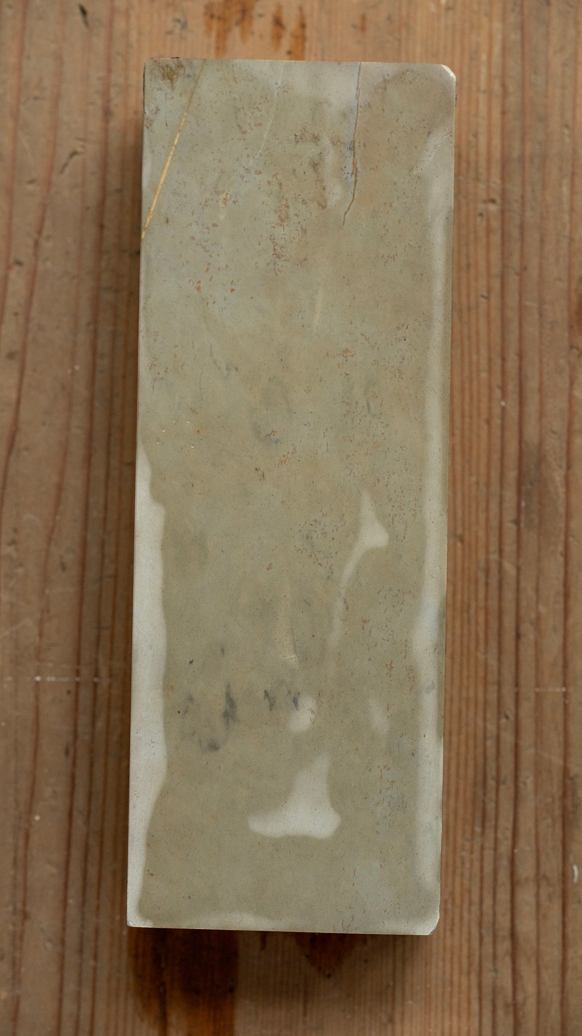 Uchikumori Suita Japanese Natural Finishing Stone - 1325g