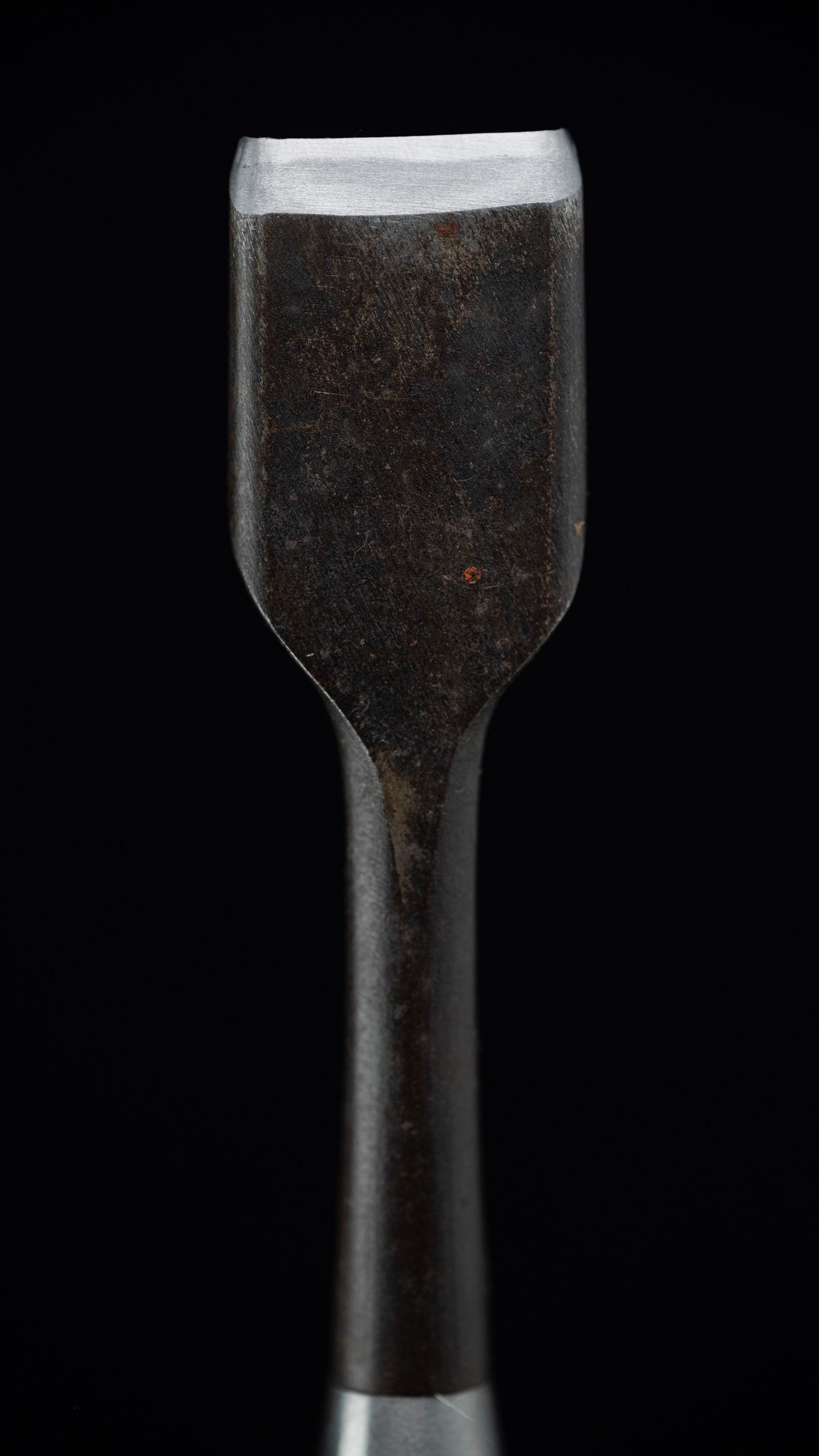 Hako-nomi Japanese Carving Chisel By Second Generation Konobu 「Early Works」 - 24mm