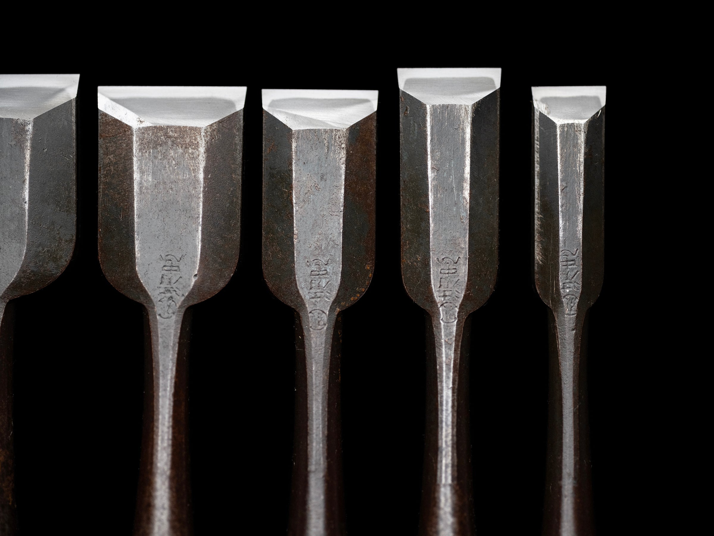 Oire-Nomi Japanese Hand Made Bench Chisel Set By Kiyotada Ⅱ  - Classic Tokyo Style