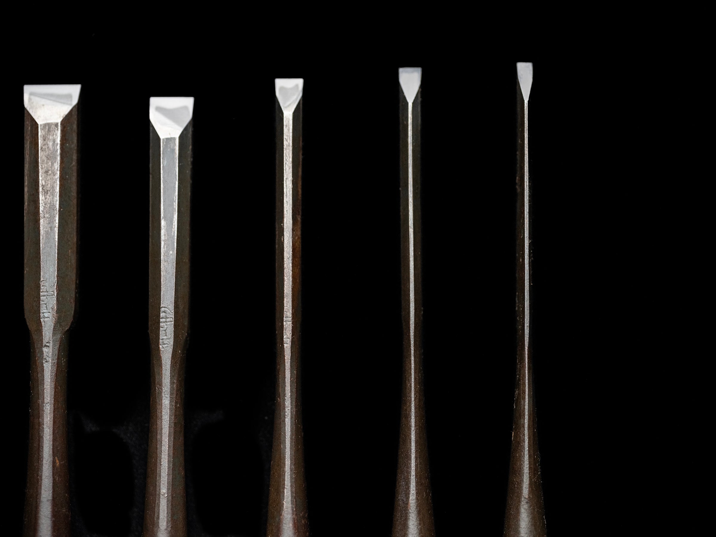 Oire-Nomi Japanese Hand Made Bench Chisel Set By Kiyotada Ⅱ  - Classic Tokyo Style