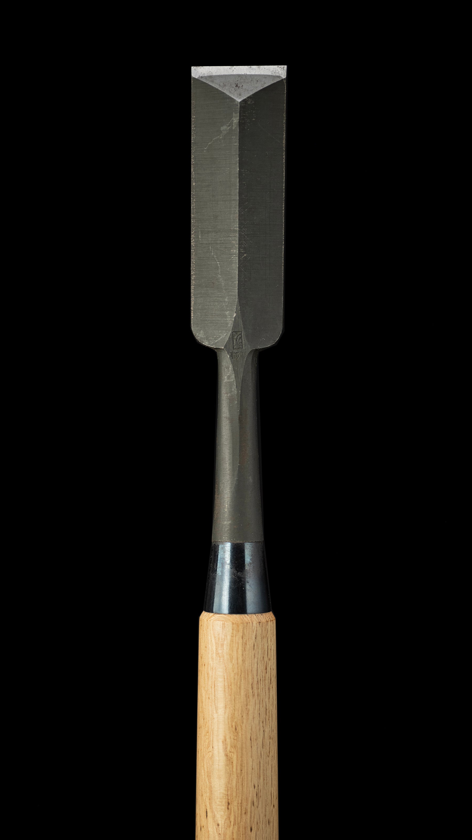 Shinogi-Usu-Nomi Japanese Hand Made Paring Dovetail Chisel By Kiyohisa - 30mm