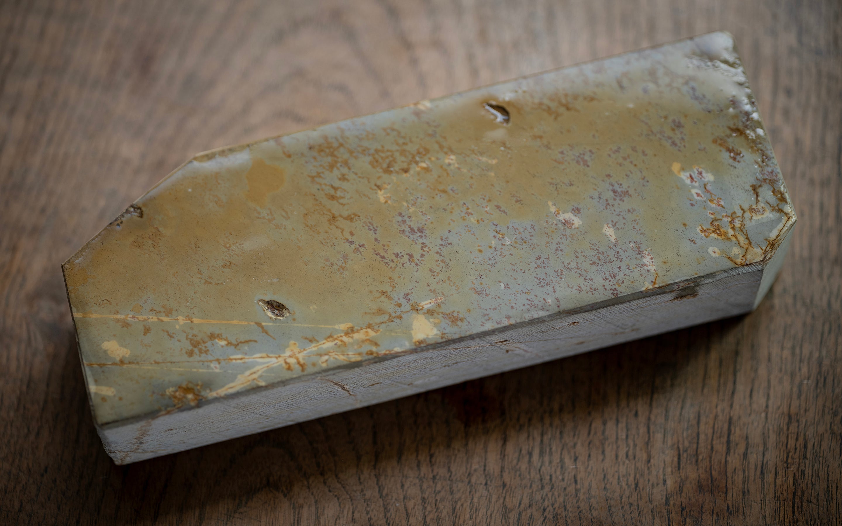 Renge Suita Japanese Natural Finishing Stone - 1258g