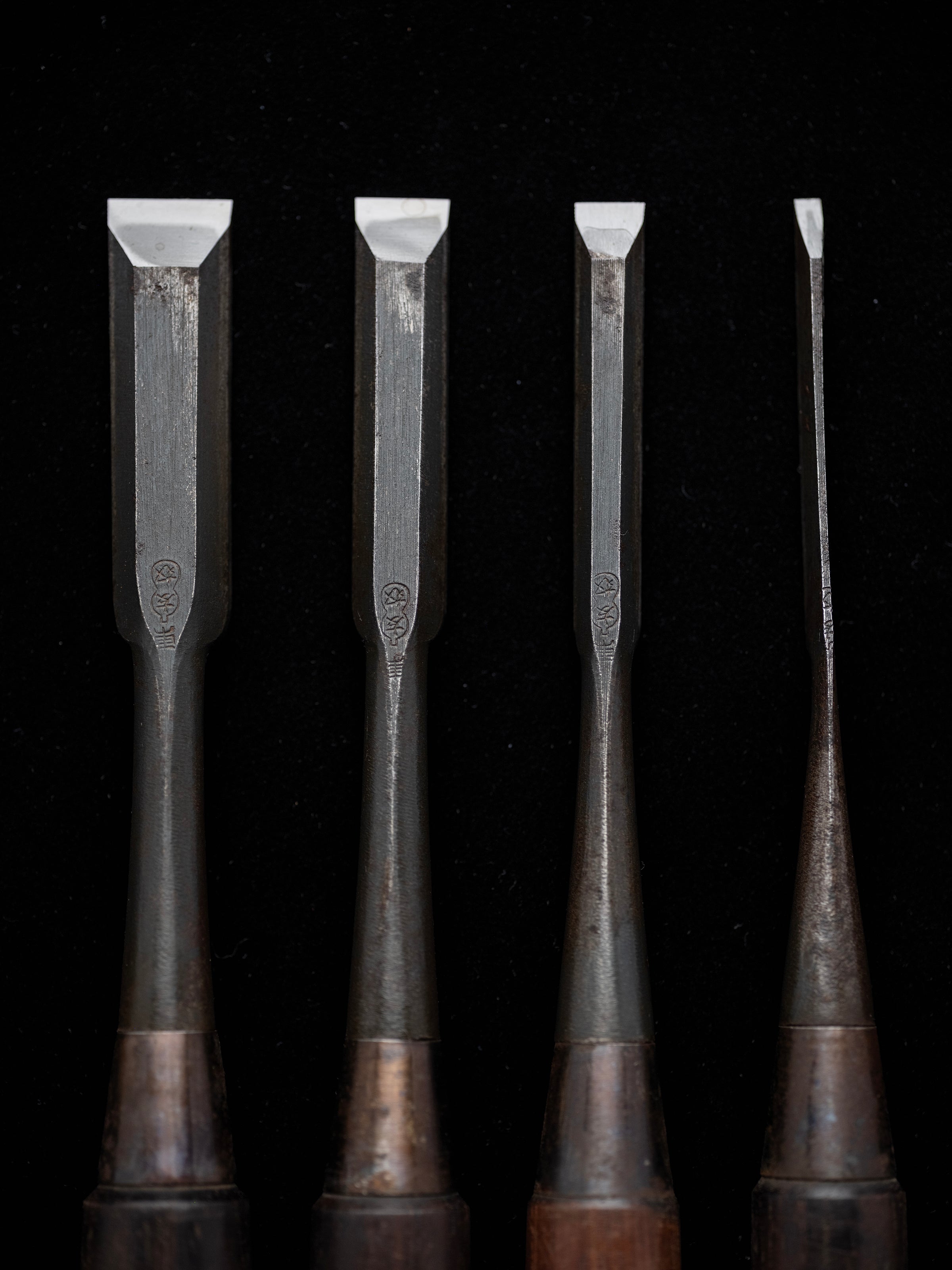 Oire-Nomi Japanese Hand Made Bench Chisel Set by Tomoyatsu