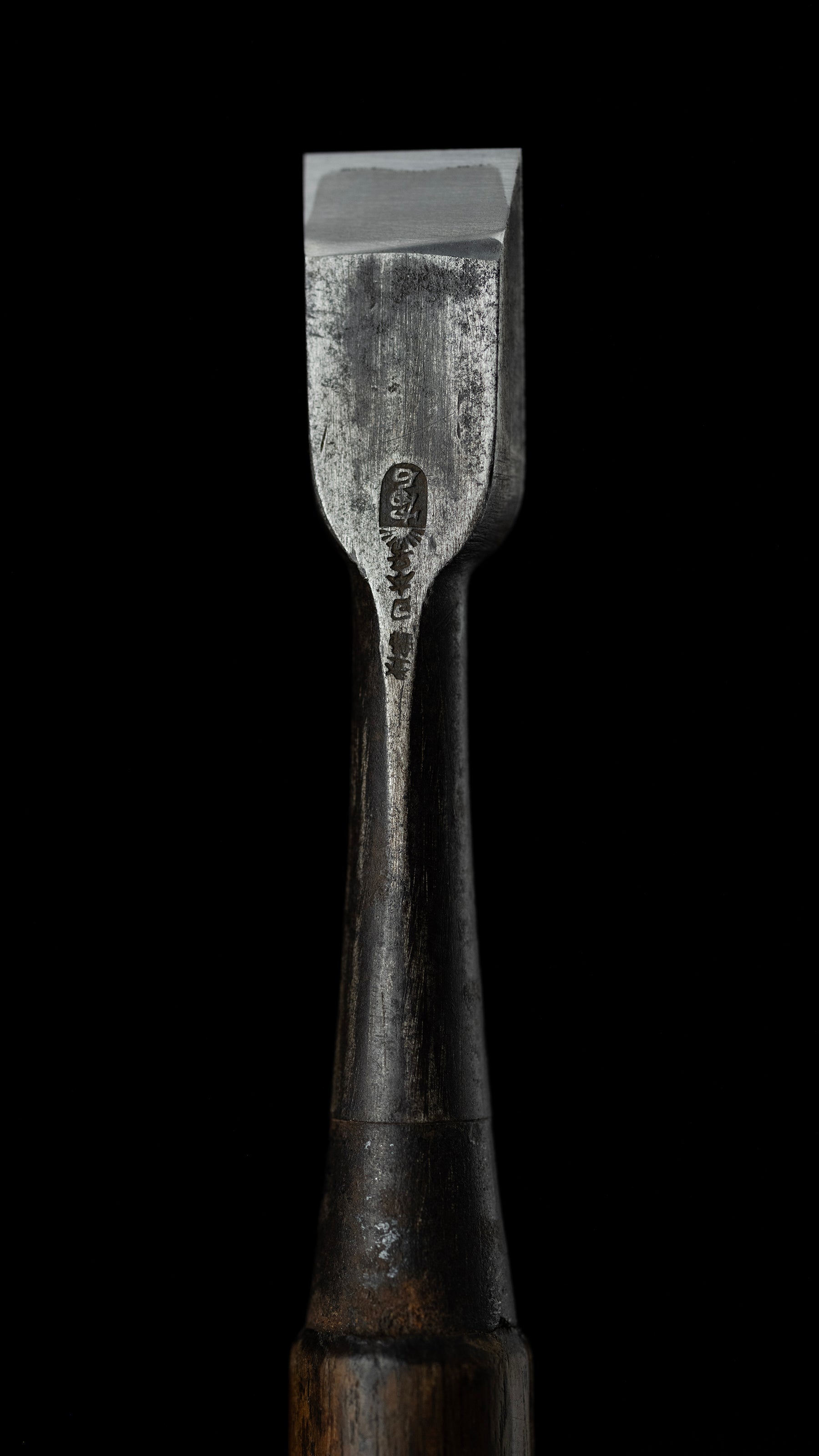 Oire-Nomi Japanese Hand Made Bench Chisel By Ishida - 18mm