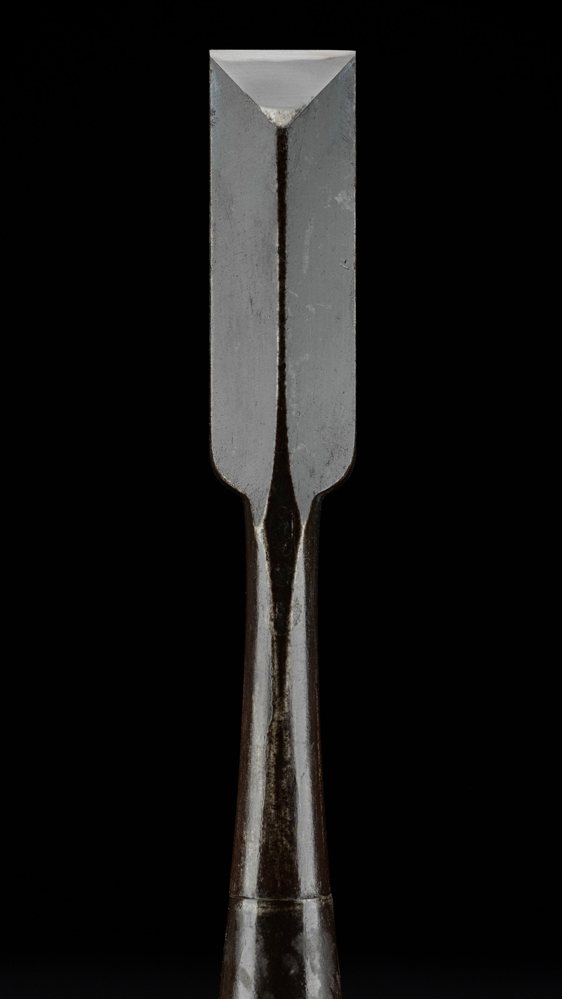 Shinogi-Chu-Tataki-Nomi Japanese Hand Made Dovetail Timber Chisel By Hidarimeijin - 24mm