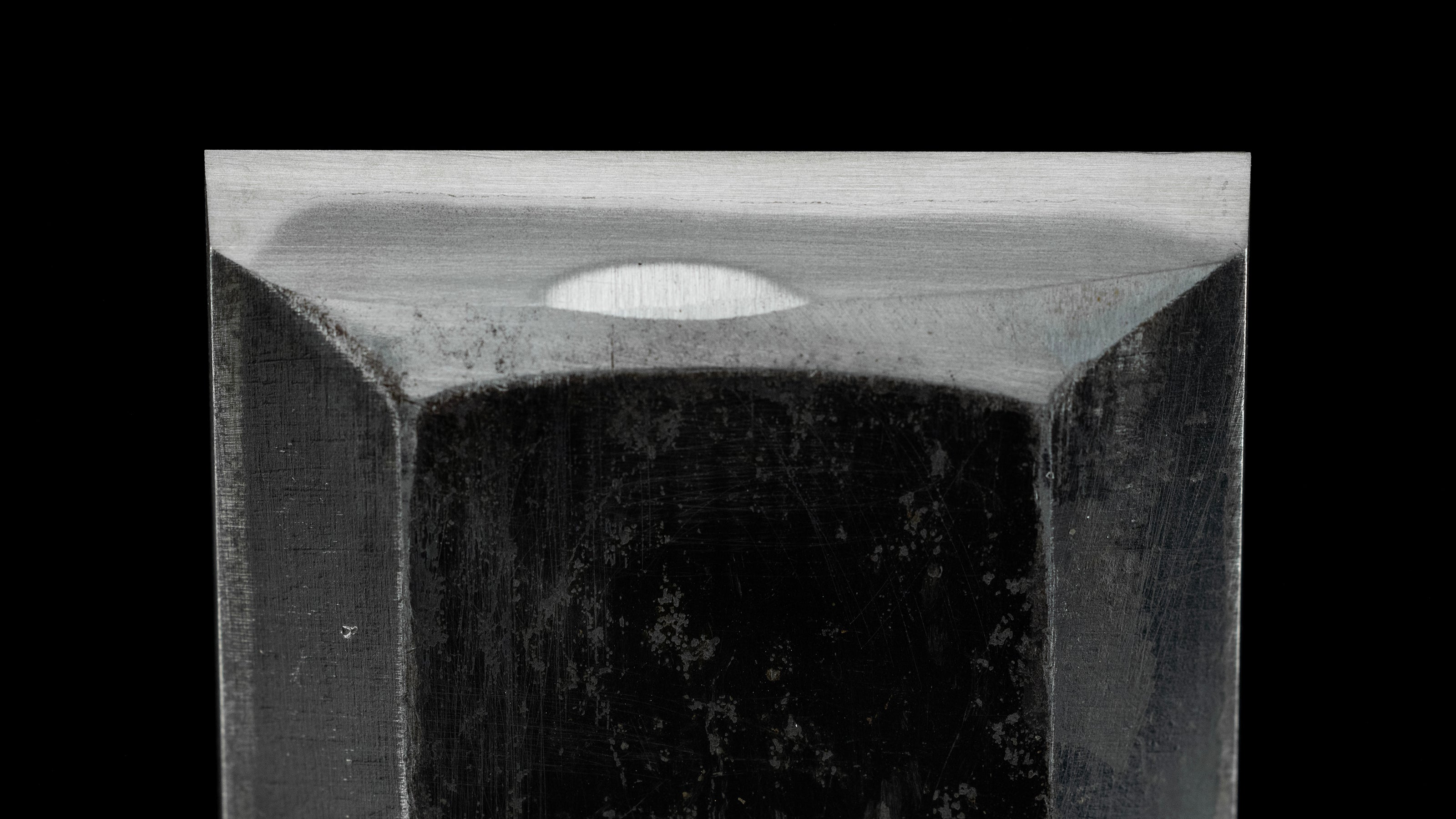 Oire-Nomi Japanese Hand Made Bench Chisel By Ichihiro Ⅱ - 42mm