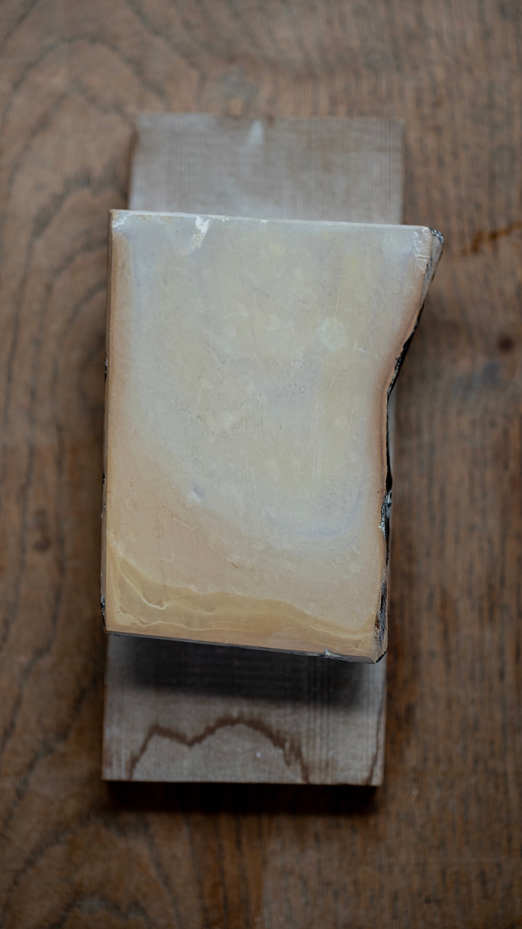 Suita Japanese Natural Finishing Stone - 605g
