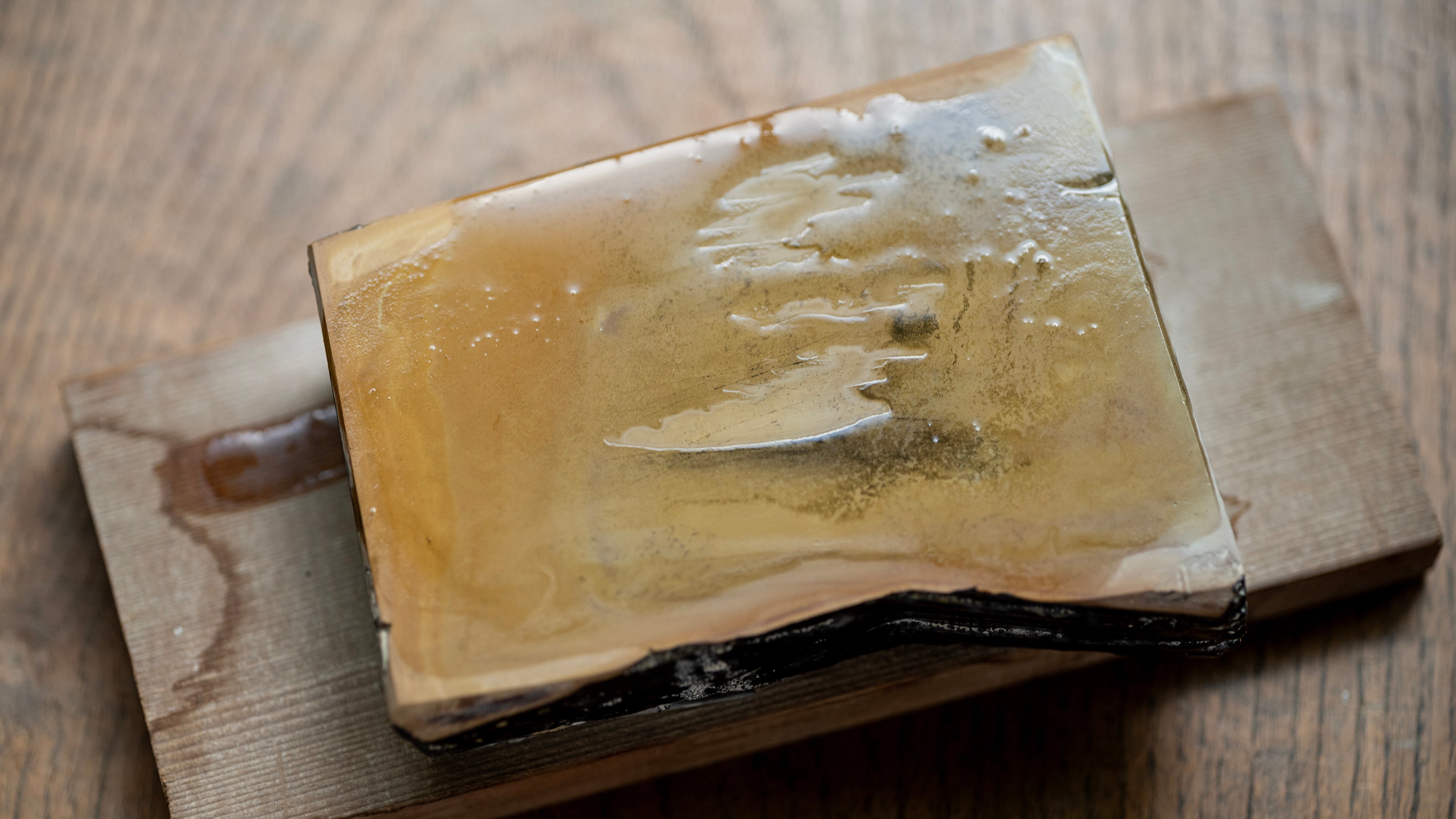 Suita Japanese Natural Finishing Stone - 605g