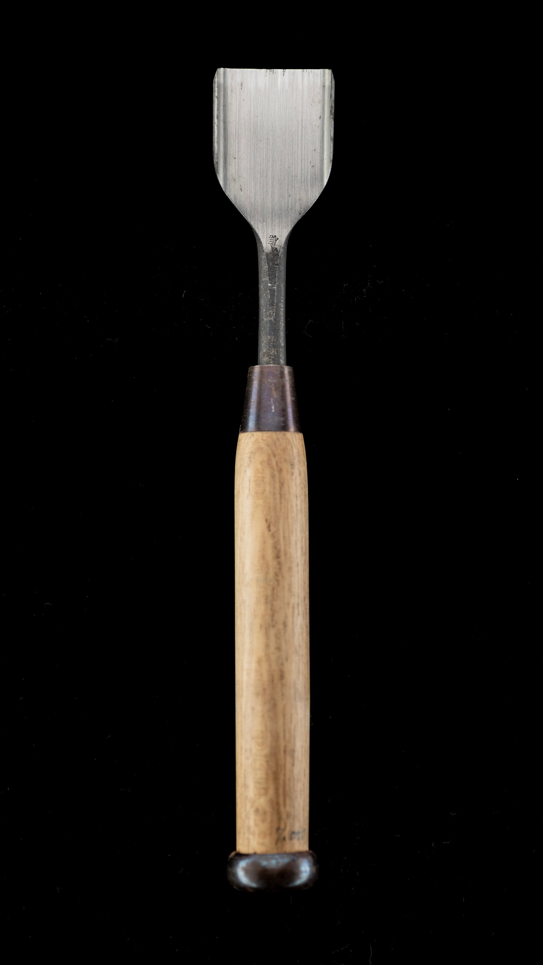 Hako-nomi Japanese Carving Chisel By Second Generation Konobu - 30mm
