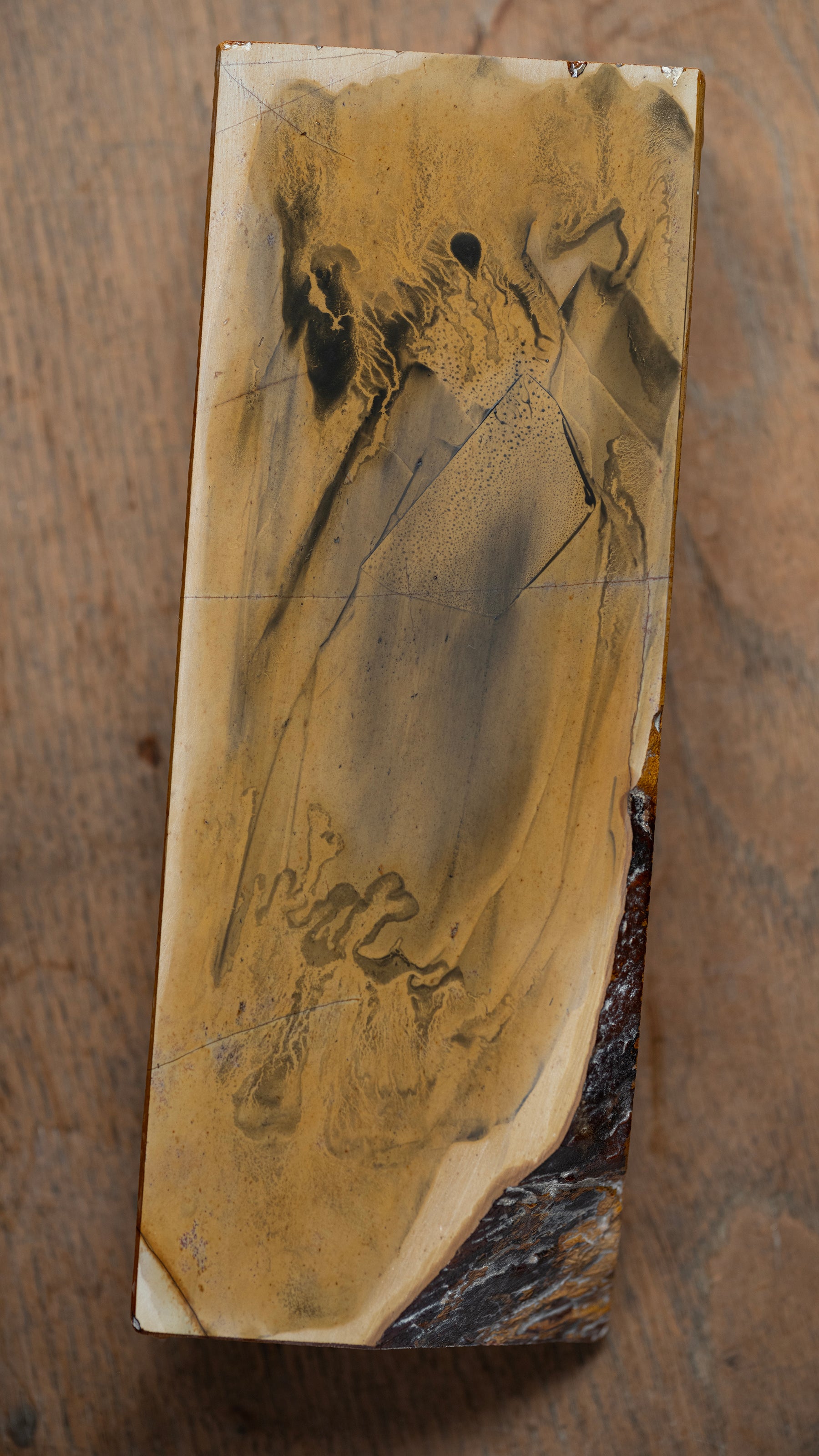 Suita Japanese Natural Finishing Stone - 1612g