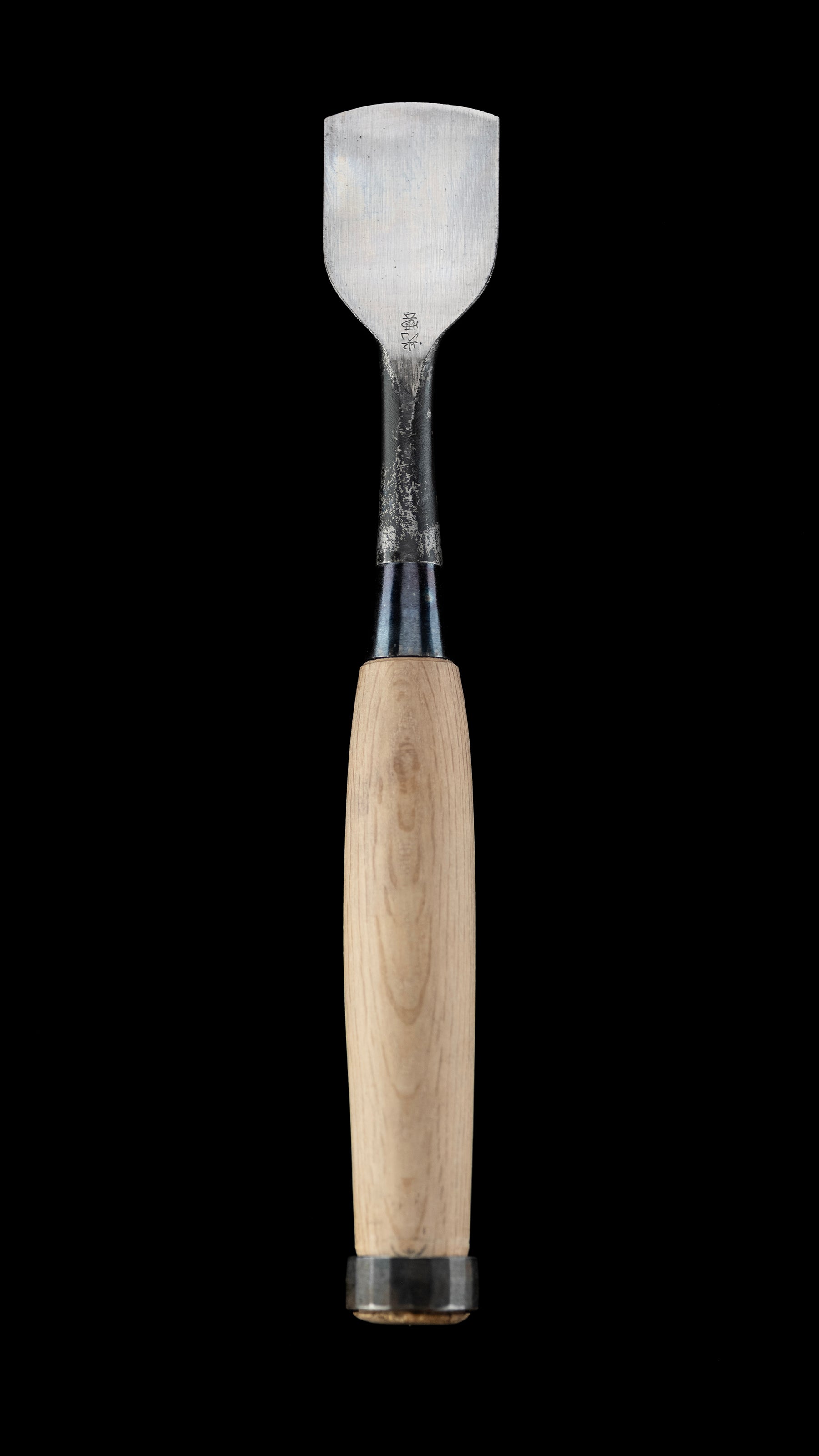 Uchimaru nomi Japanese Shallow U-Gouge Chisel By Koun - 36mm