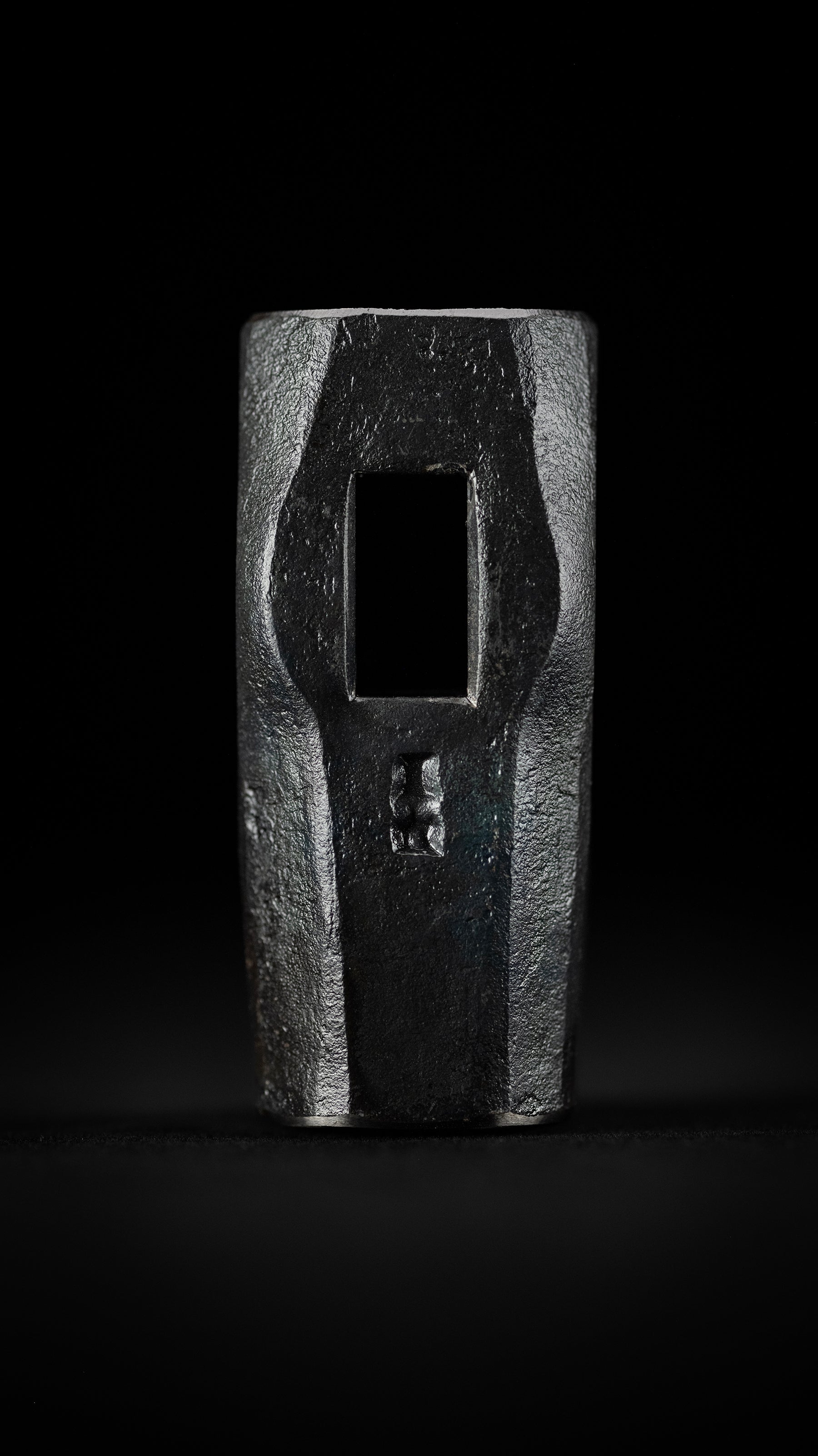 Hizukuri-Tsuchi Japanese Hand Made Blacksmith Hammer by Toroku - 435g