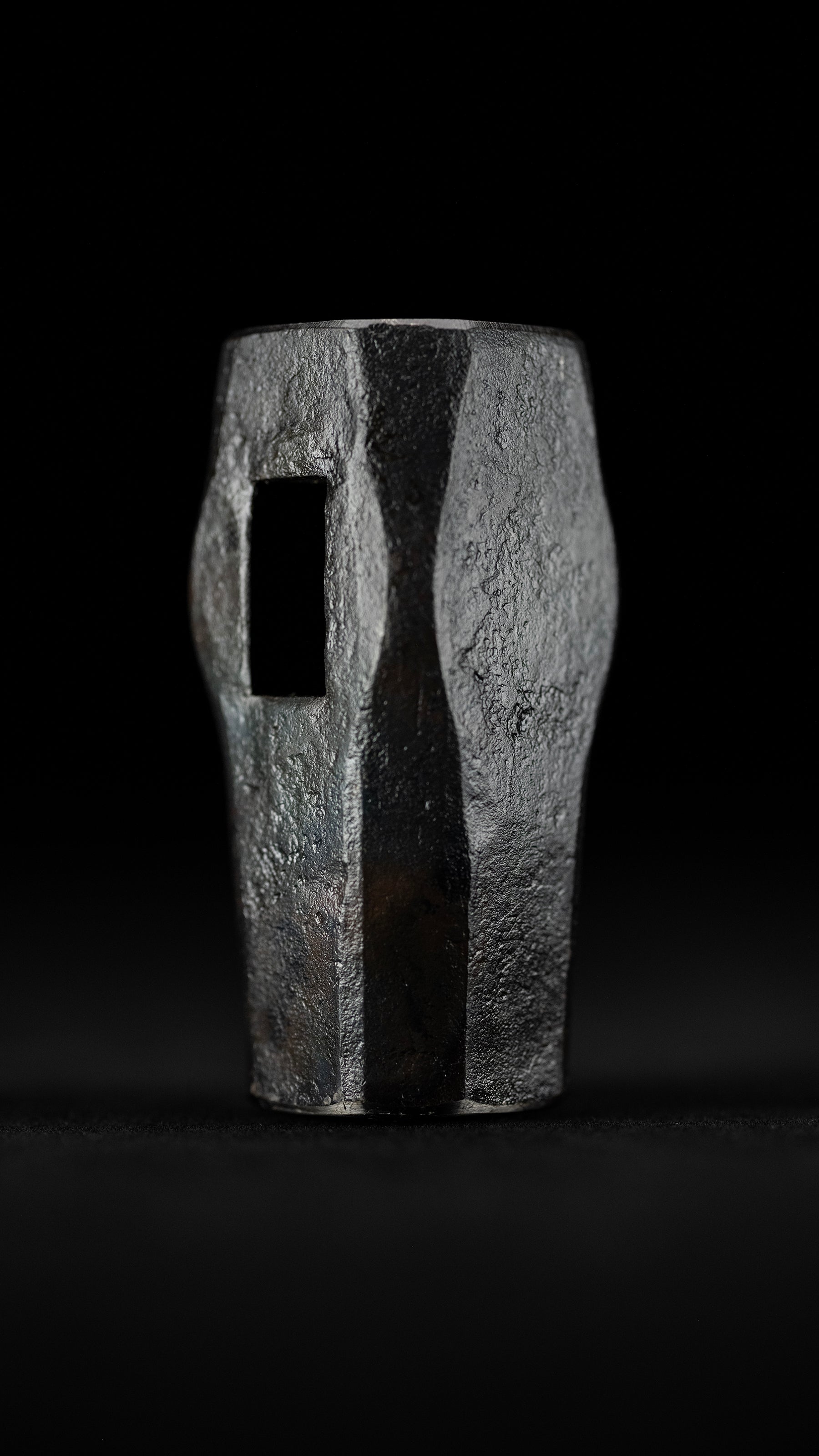 Hizukuri-Tsuchi Japanese Hand Made Blacksmith Hammer by Toroku - 435g