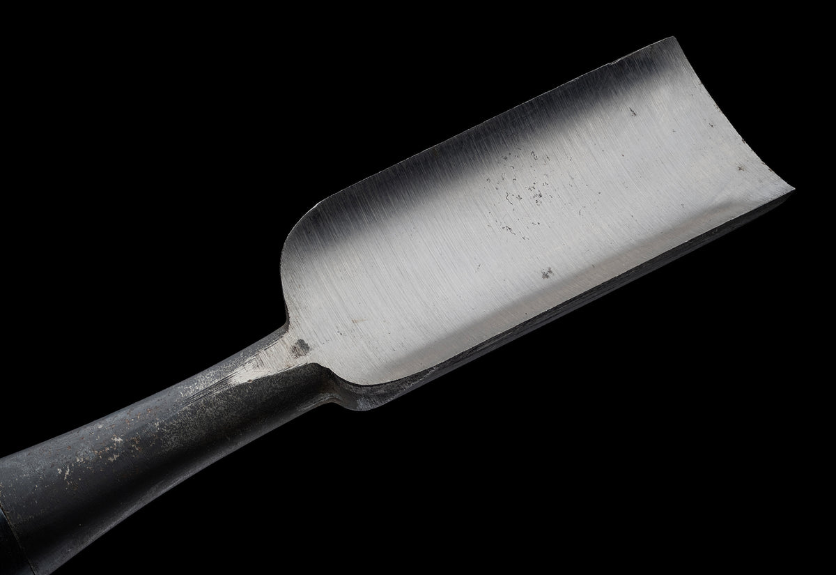 Uchimaru nomi Japanese U-Gouge Chisel By Umihiro - 30mm