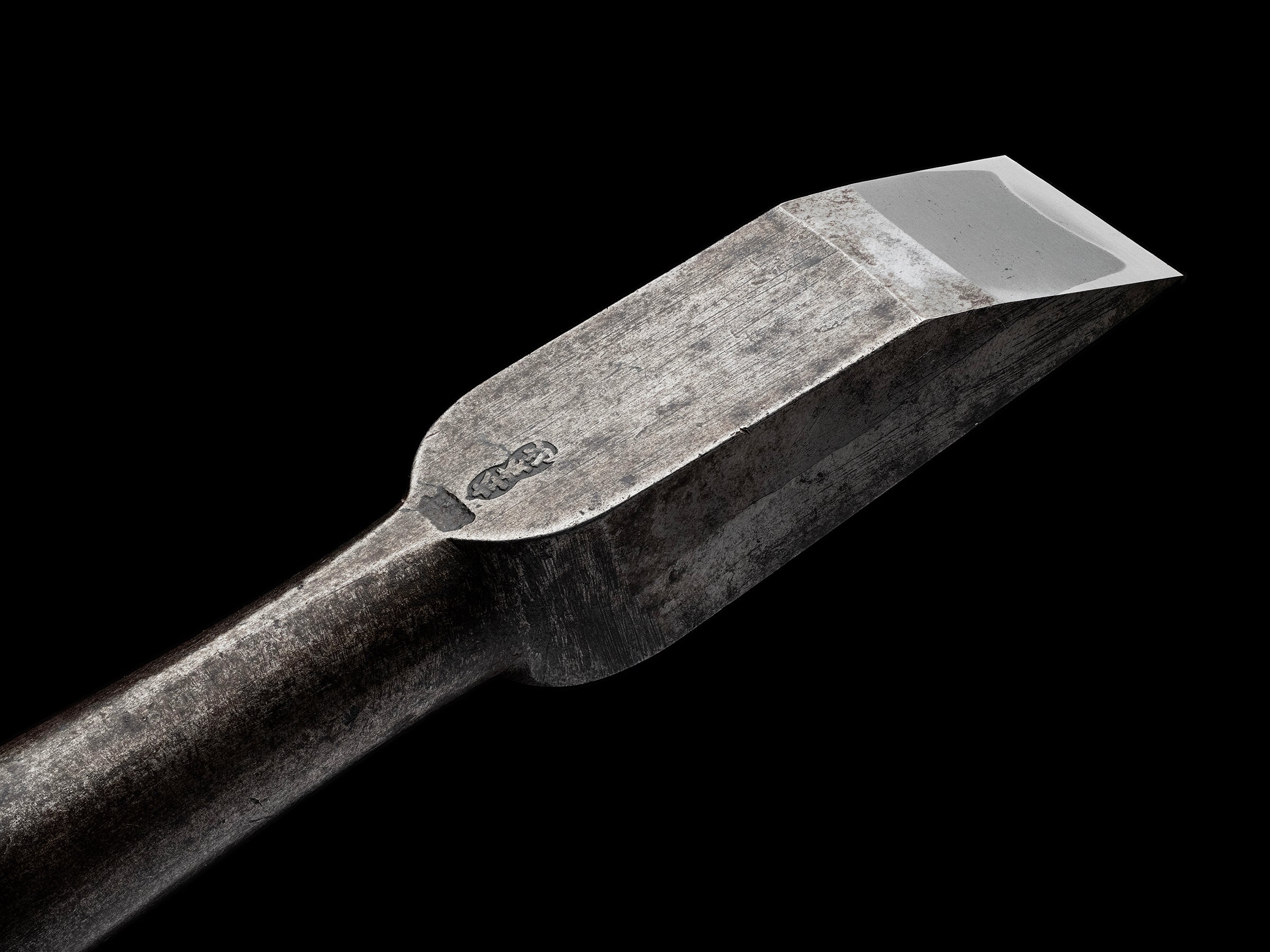 Daiya-Tataki-Nomi Japanese Dai-Maker’s Timber Chisel By Hidari Futahiro - 24mm
