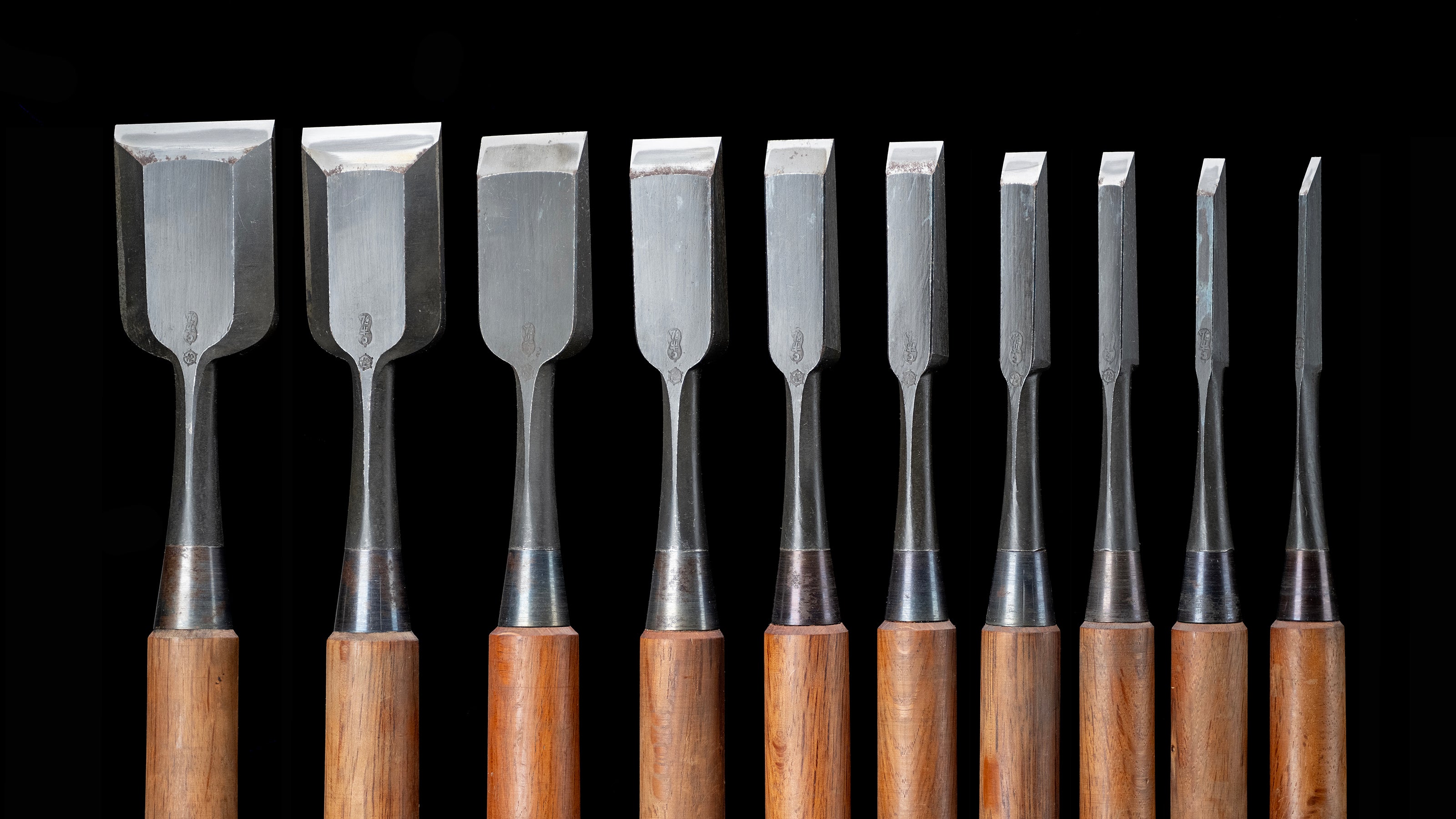 Oire-Nomi Japanese Hand Made Bench Chisel Set By Ichihiro Ⅱ