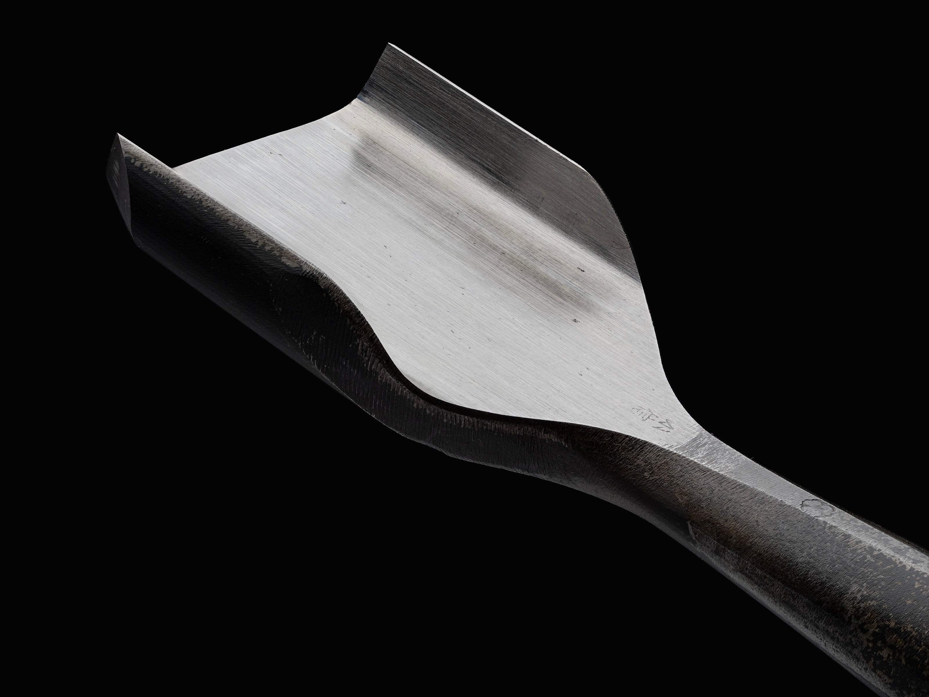 Hako-nomi Japanese Carving Chisel By Second Generation Konobu - 42mm