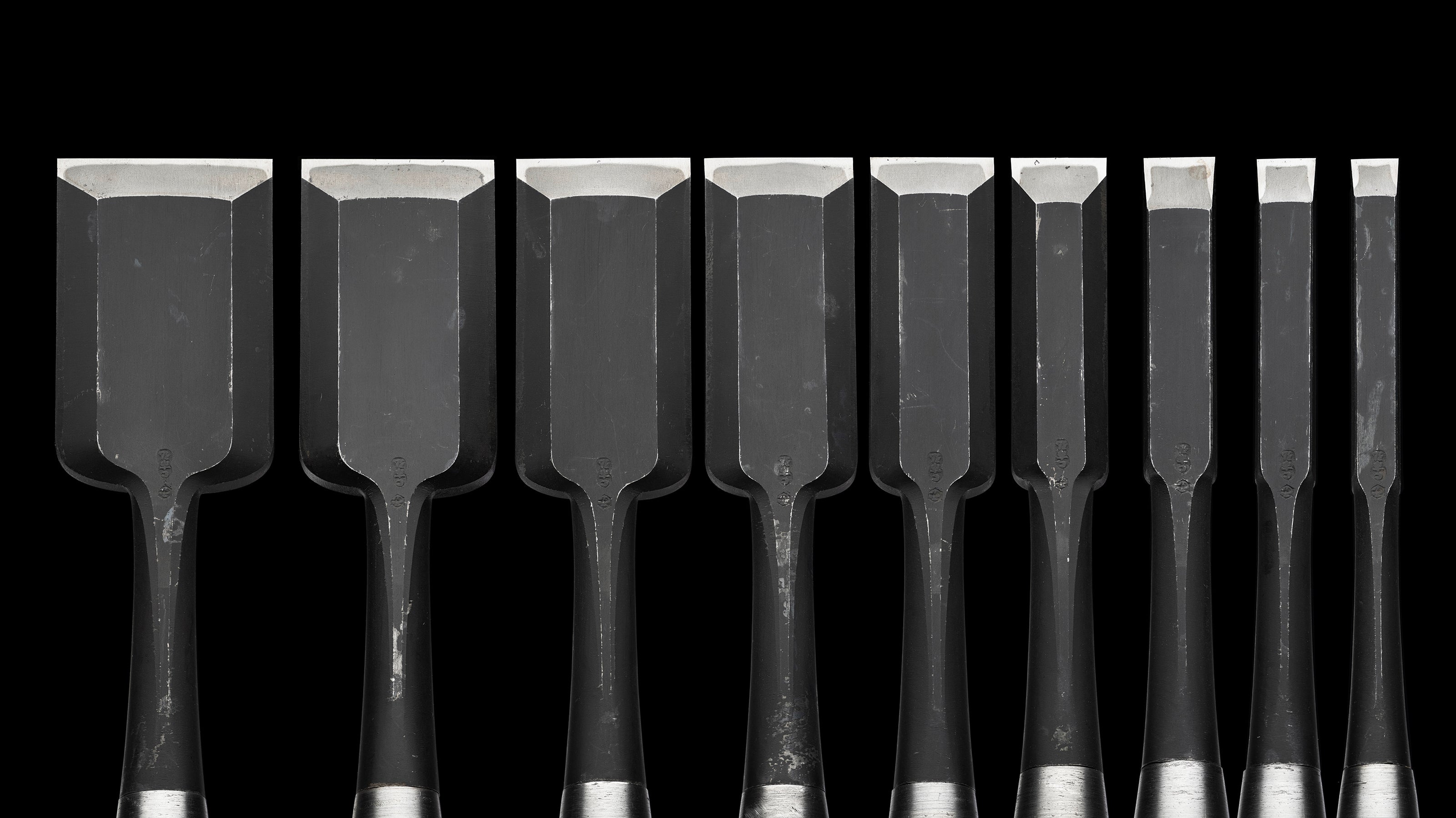 「Tsugi-Ichihiro」Tataki-Nomi Japanese Hand Made Timber Chisel 9-Pieces Set